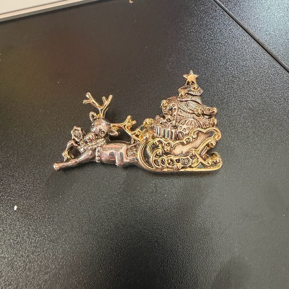 Vintage Christmas Brooch,